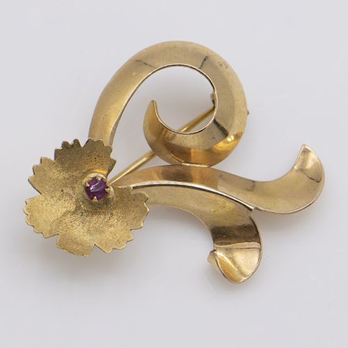 18K Yellow Gold Flower Design Brooch