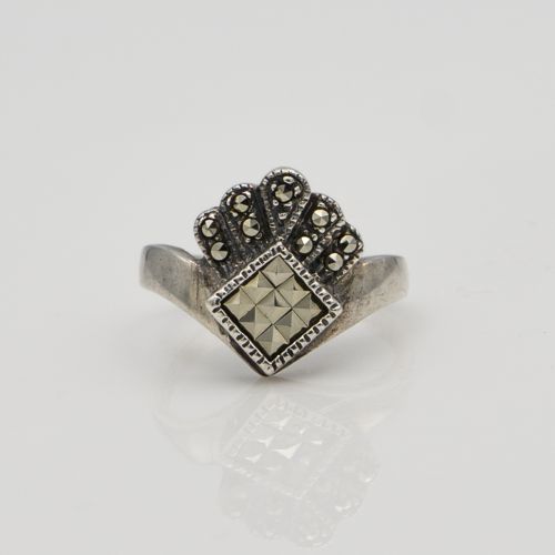 Sterling Silver 925 Marcasite Fan Design Ring