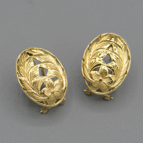 Estate 14k Gold Oval Earrings With Flower Motif