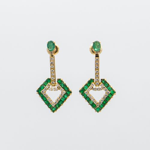 EMERALD AND DIAMONDS EARRINGS