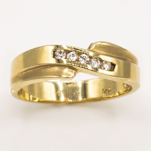 14k Gold Diamond Wedding Ring