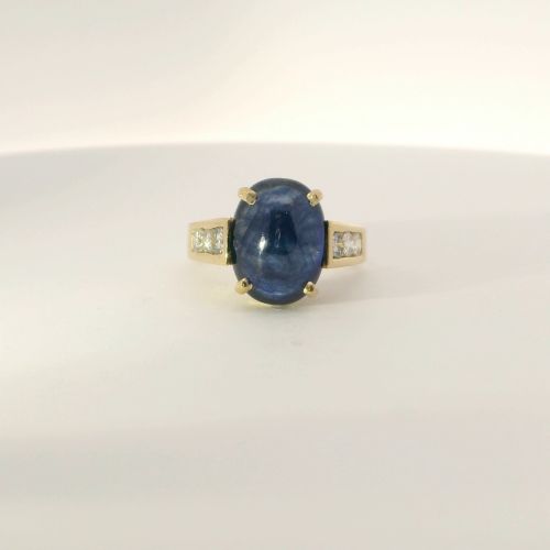 Classic 14K Yellow Gold Natural Sapphire 7.85 ct. & Diamond Ring