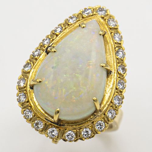 Estate 14k Gold Opal and Diamond Ring