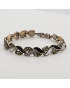 Beautiful Art Deco style Sterling Silver Onyx and Mother-of-Pearl Bracelet