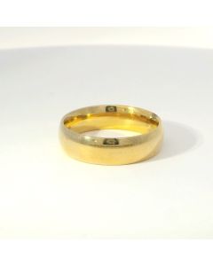 14K Yellow Gold Comfort Fit Wedding Band – Size 9.5